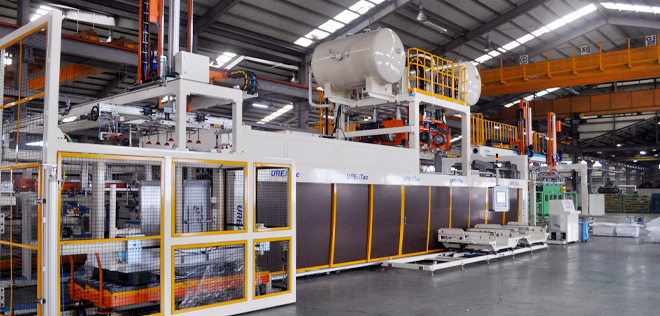 Vaccum forming machine